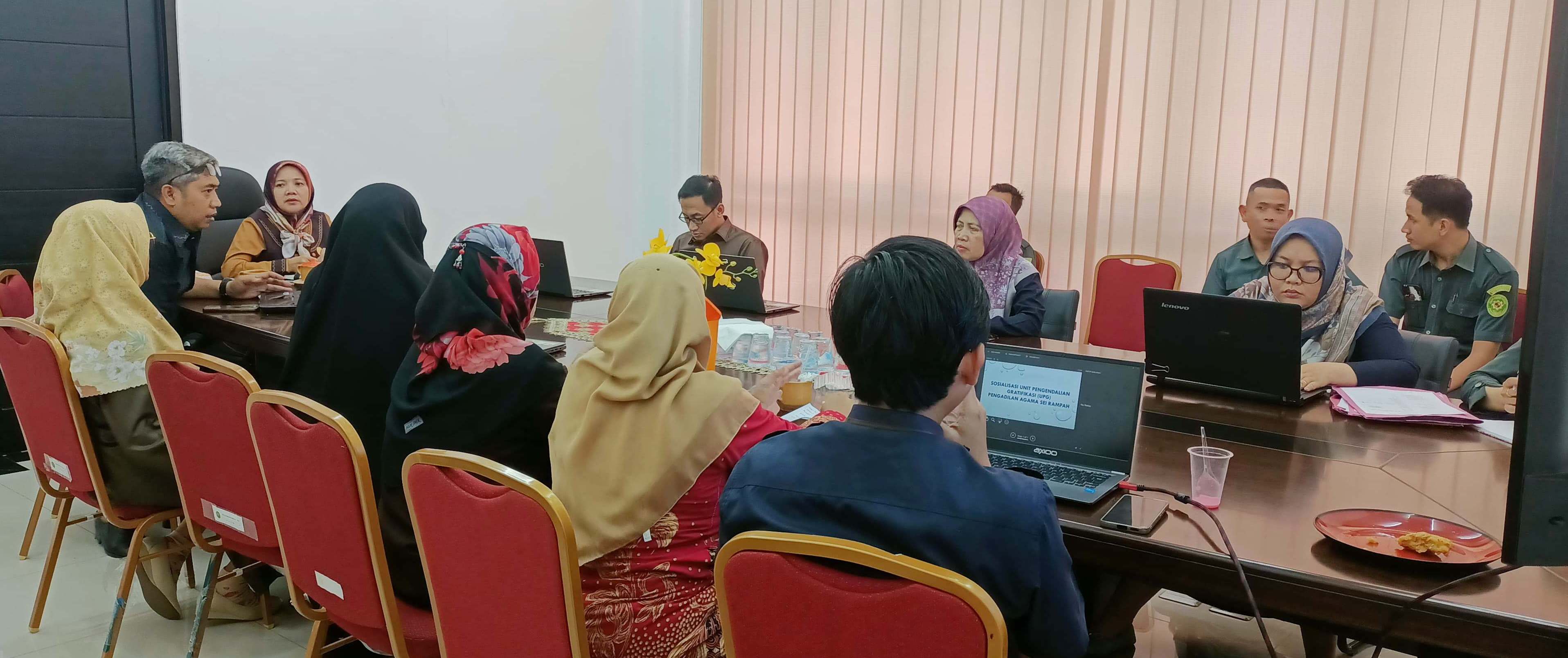 21.05 sos gratifikasi